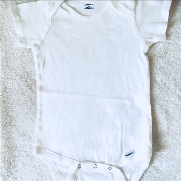 4-pack White Gerber Onesies - Picture 2 of 3